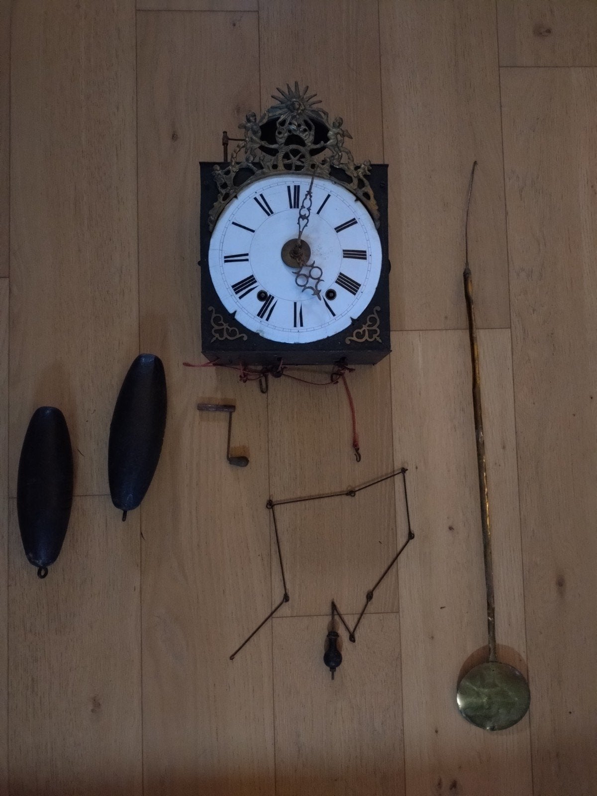 Antieke klok met Slinger, Gewichten en Sleutel, Antiek en Kunst, Antiek | Klokken, Ophalen of Verzenden
