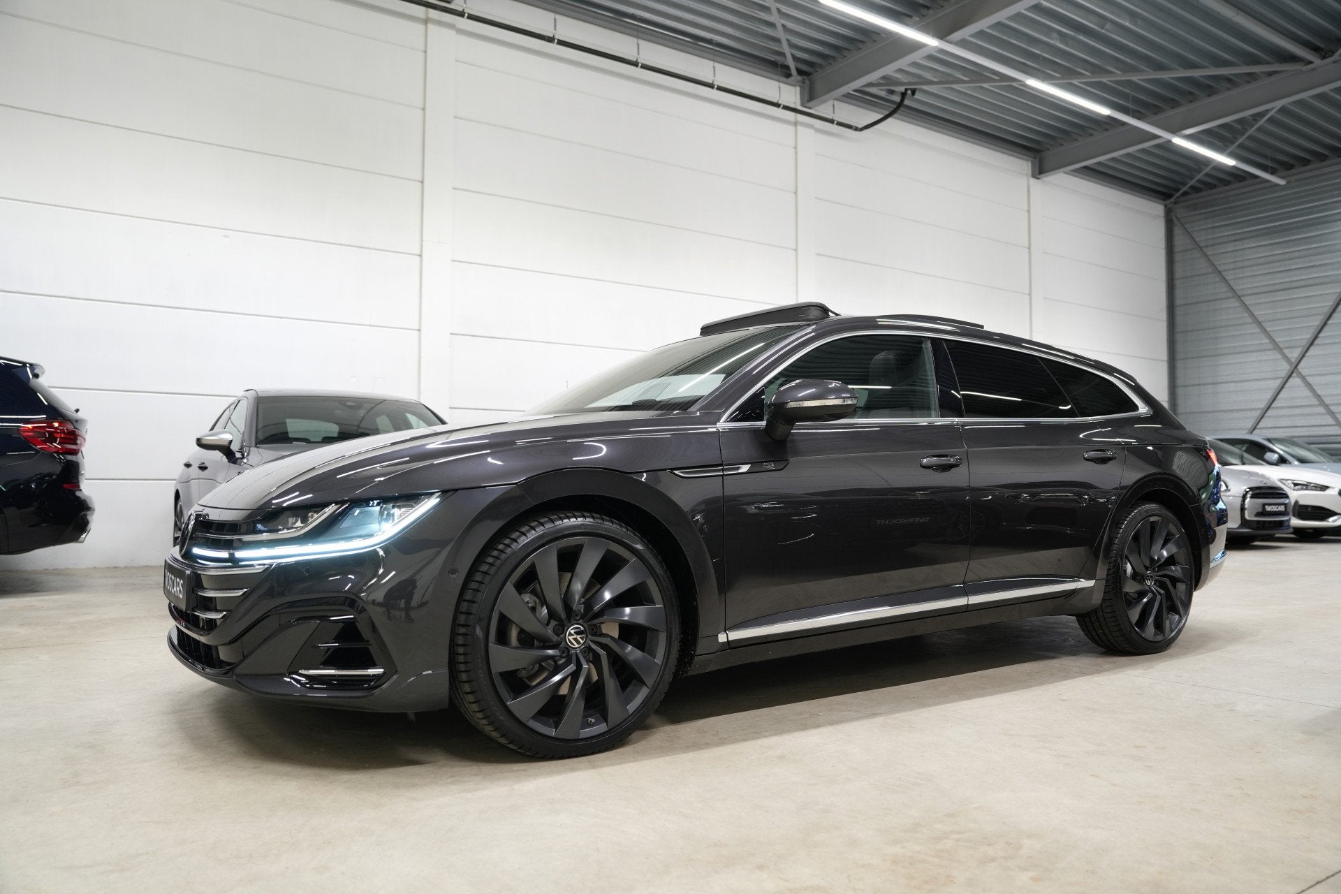Volkswagen Arteon Shooting Brake 2.0 TSI 280PK 4Motion R-Lin, Auto's, Gebruikt, 4 cilinders, Stationwagon, 750 kg