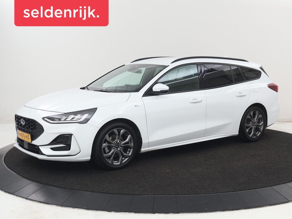 Ford Focus 1.0 EcoBoost Hybrid ST Line X | Stoelverwarming |, Auto's, Ford, Stof, Gebruikt, Euro 6, Wit