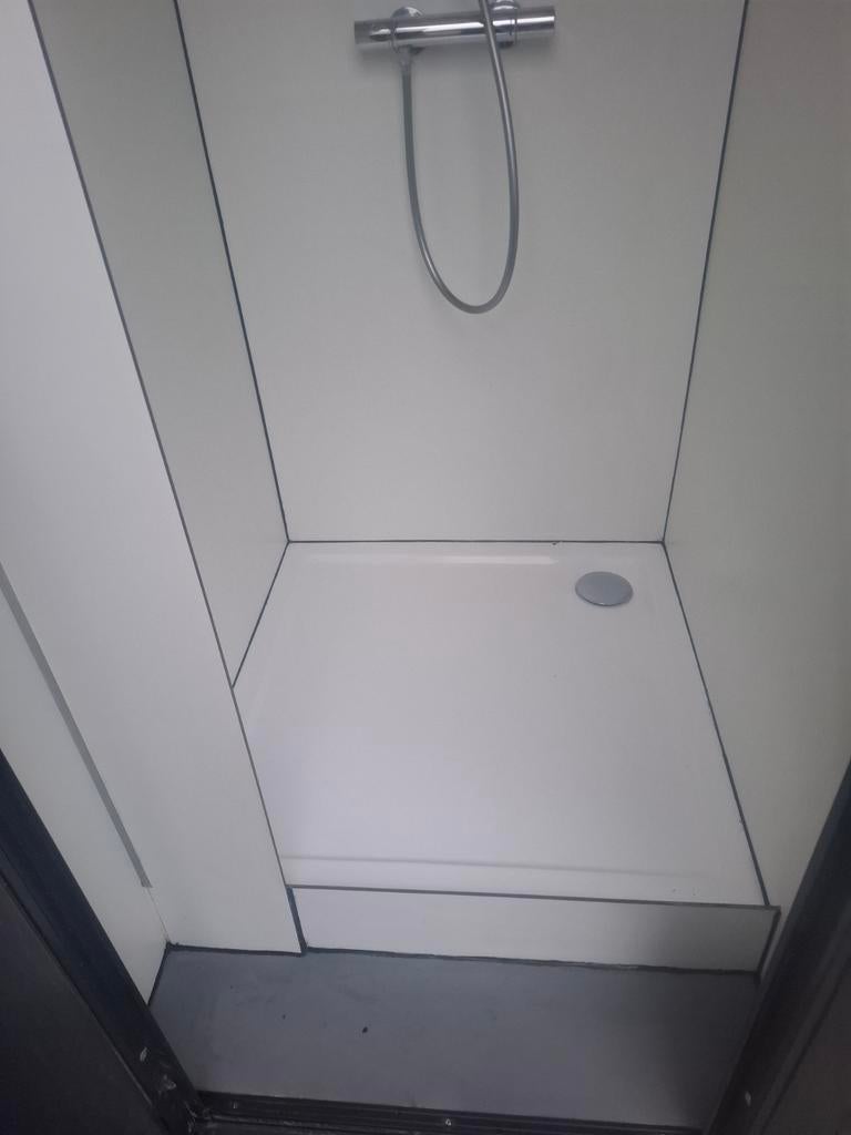 Douche unit nooddouche, Ophalen, 160 cm of meer
