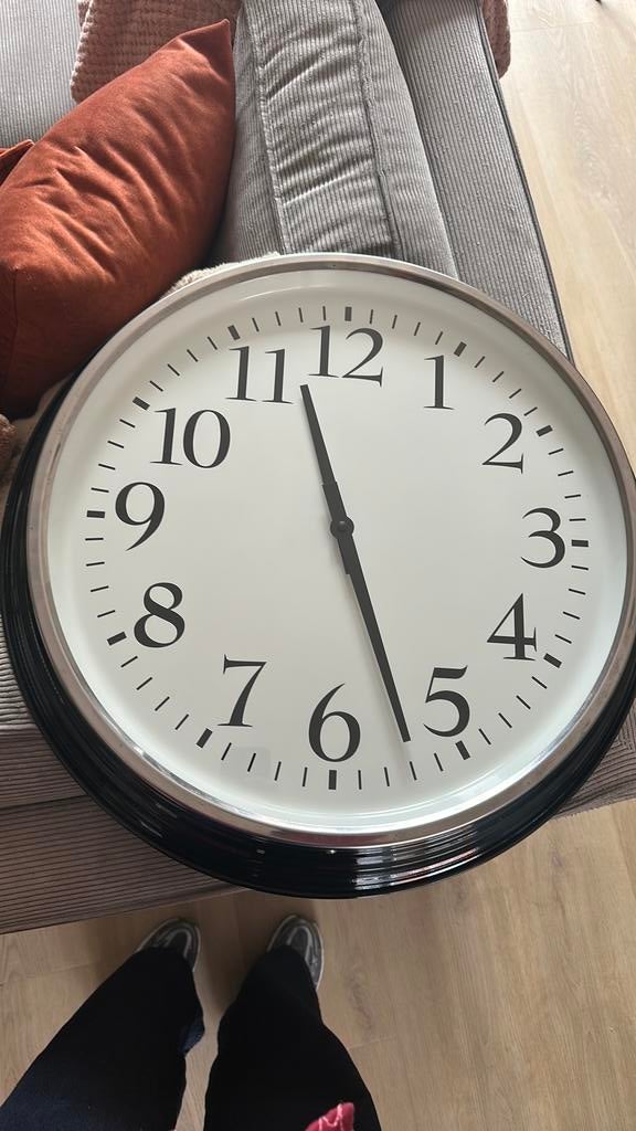 Ikea bravur wandklok, Ophalen, Zo goed als nieuw, Wandklok