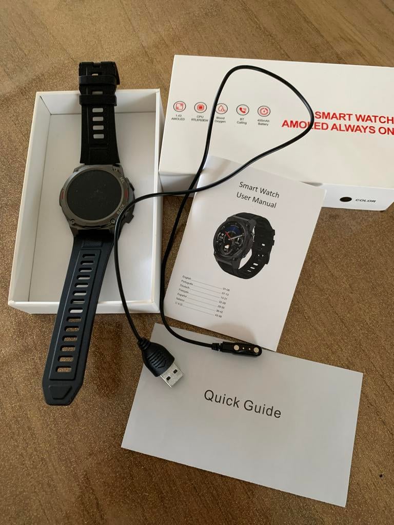 Smartwatch met oplader, Ophalen of Verzenden, Hartslag, Gebruikt, Zwart