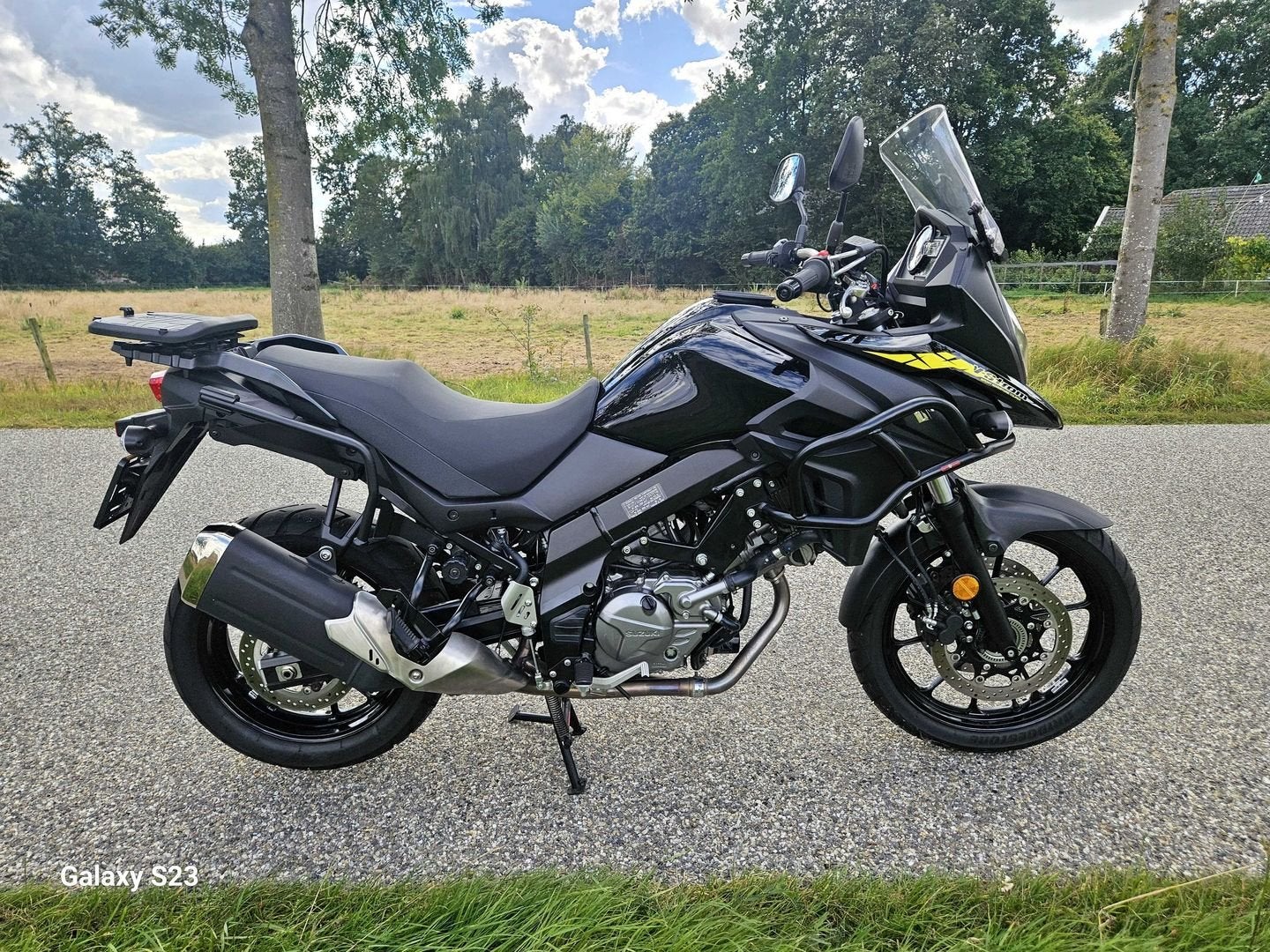 SUZUKI V-STROM DL650 ABS 2023 ZWART TRACTIECONTROL 8004 Km, Motorrijbewijs A, Bedrijf, Onbekend, Meer dan 35 kW