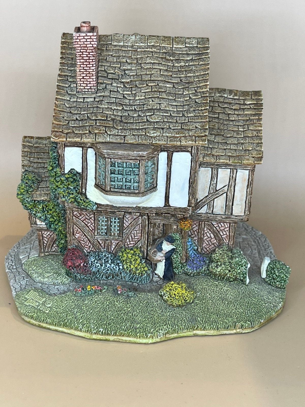 Lilliput Lane Grandma Batty’s Tea Room –, Ophalen of Verzenden, Zo goed als nieuw, Overige typen