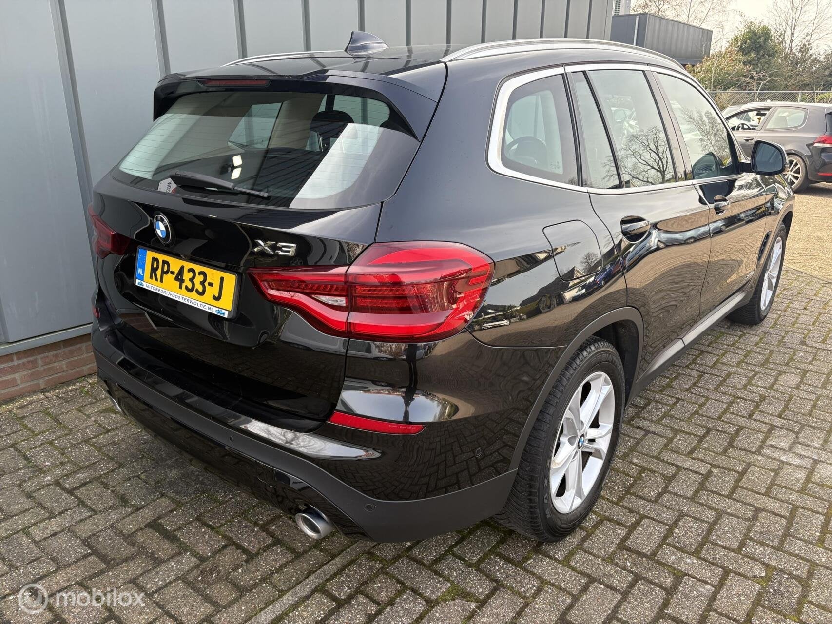 BMW X3 xDrive20d Executive Automaat - Navi - Cruise - Airco, Auto's, Stof, Zwart, Bedrijf, Diesel