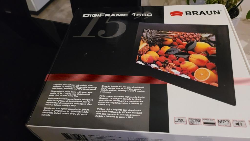 Braun DigiFrame 1560 Digitale Fotolijst 15 inch, Afstandsbediening, Nieuw, 12 inch of groter, 1 tot 2 GB