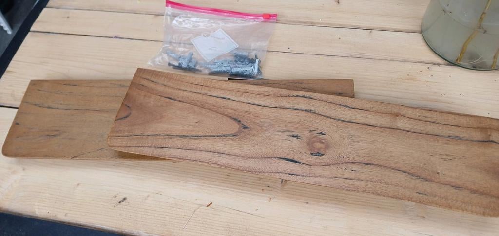 Zwevende houten plankjes / 2x massief wandplank, Huis en Inrichting, Woonaccessoires | Wandplanken en Boekenplanken, Ophalen of Verzenden
