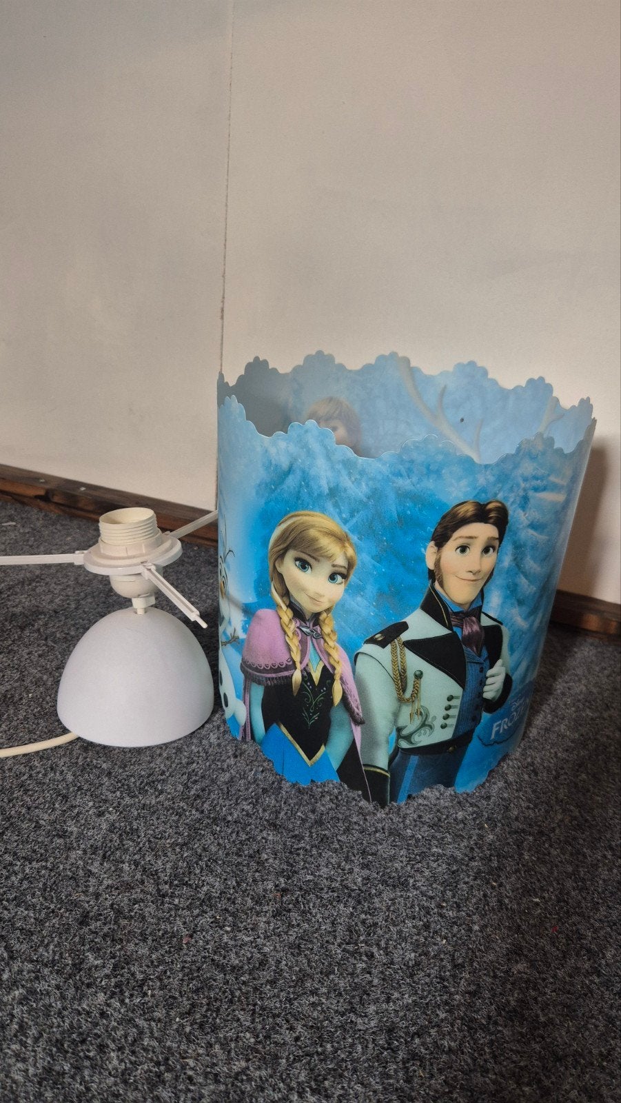 Frozen hanglamp - 26.5 cm hoog, 25 cm breed, Ophalen, Gebruikt, Disney, Lamp