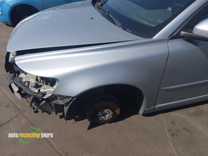 Scherm links-voor van een Volvo V50 (47700), Gebruikt, -, -, -