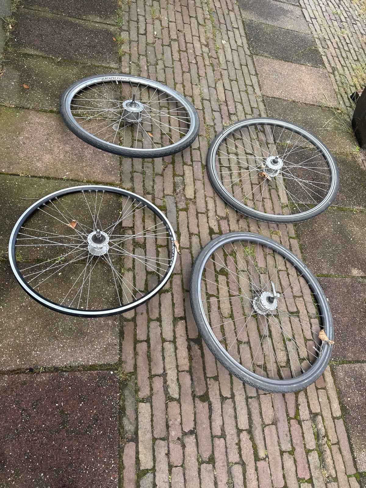 fietswielen - 2 mer naafdynamo, Fietsen en Brommers, Gebruikt, Aluminium, Stadsfiets, Ophalen