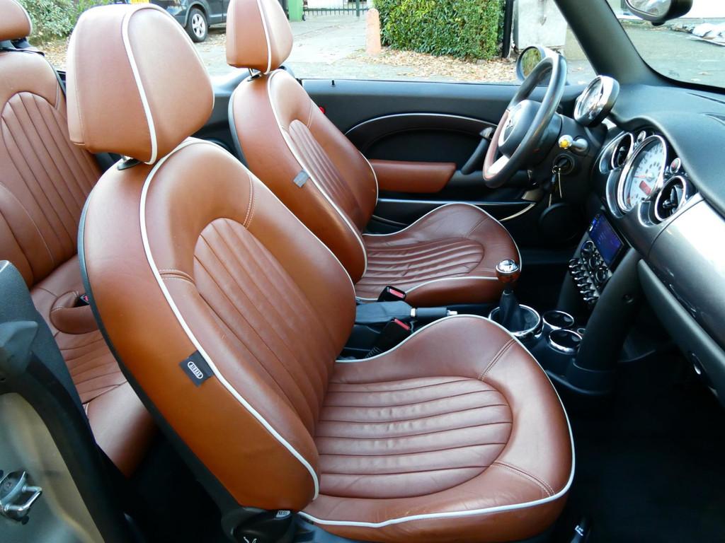 Mini Mini Cabrio 1.6 One 90pk Airco Cruise Leder Keurig met, Auto's, Mini, Gebruikt, 4 cilinders, 4 stoelen, Handgeschakeld