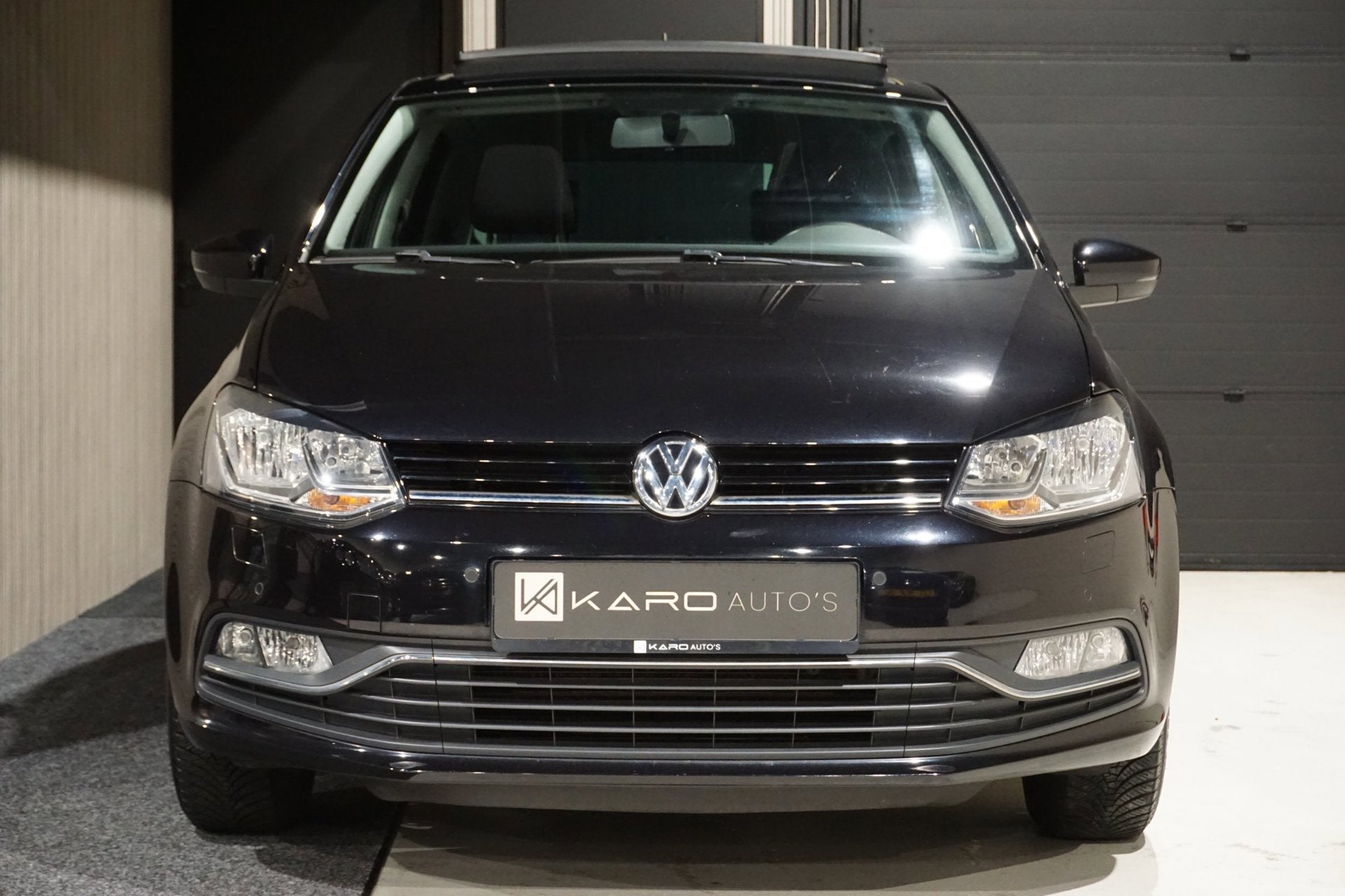 Volkswagen Polo 1.2 TSI Allstar Pano Cruise Airco Pdc 1e Eig, Auto's, Stof, Gebruikt, Zwart, 4 cilinders