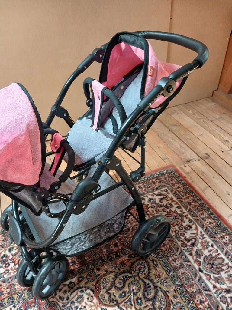 Tweeling poppenwagen met bedje en badje, Ophalen, Zo goed als nieuw, Babypop
