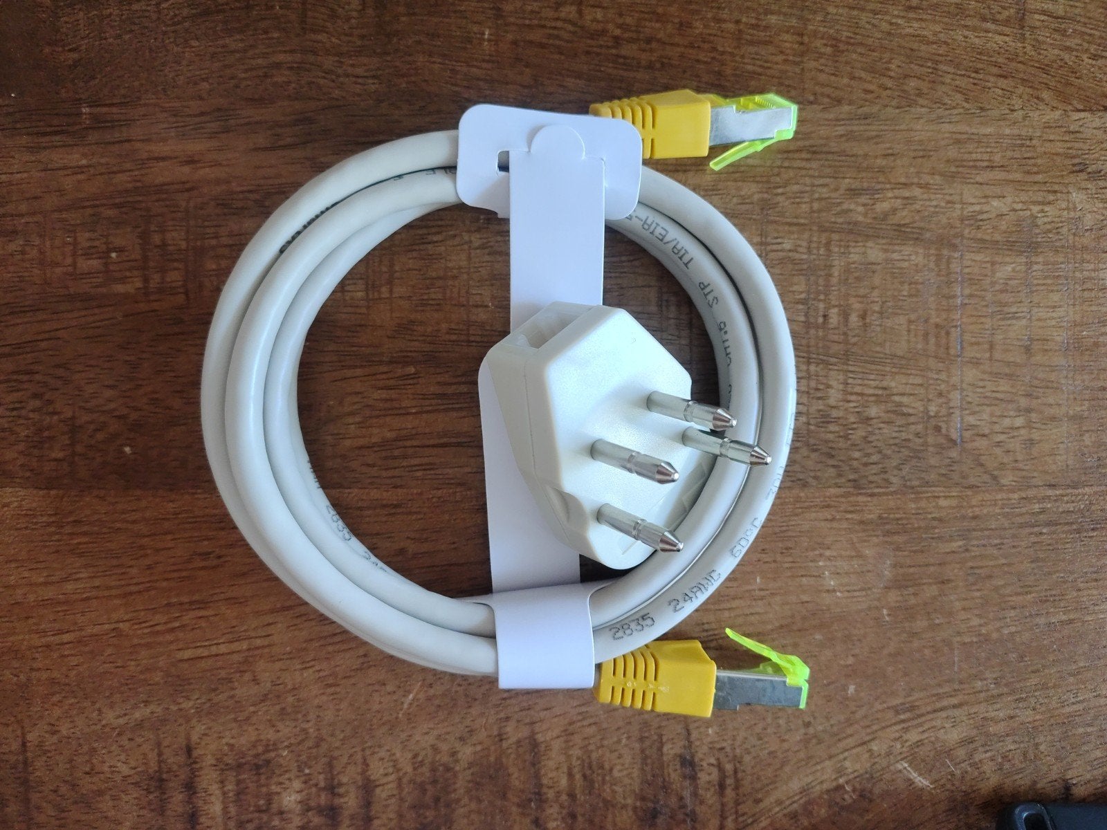 Telefoonstekker+ ethernetkabel, Ophalen, Nieuw