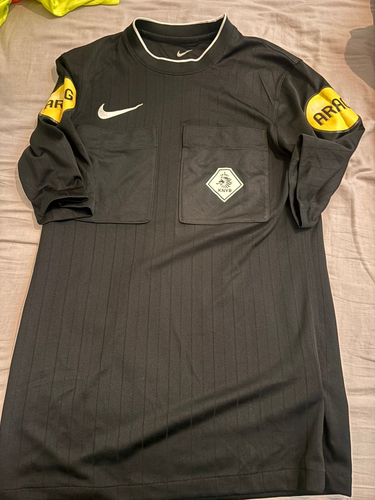 Scheidsrechtersshirts, Sport en Fitness, Voetbal, Ophalen of Verzenden, Zo goed als nieuw, Shirt