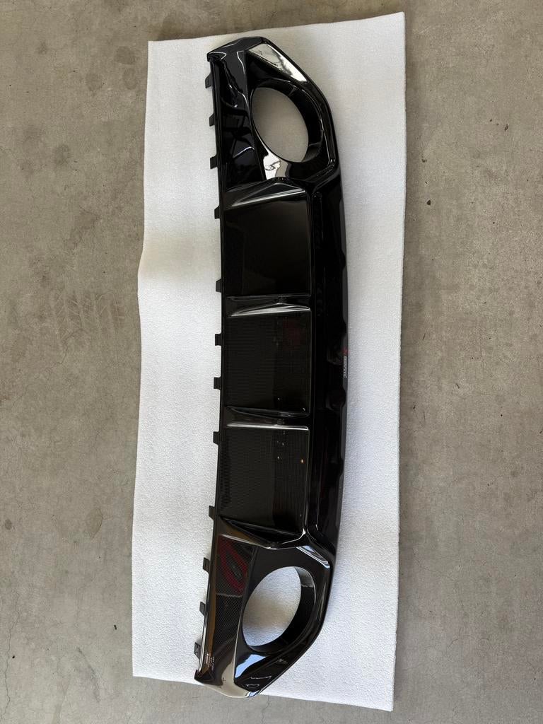 Audi rs3 s3 Akrapovic Diffuser gloss Carbon 8Y, Ophalen, Nieuw, Audi