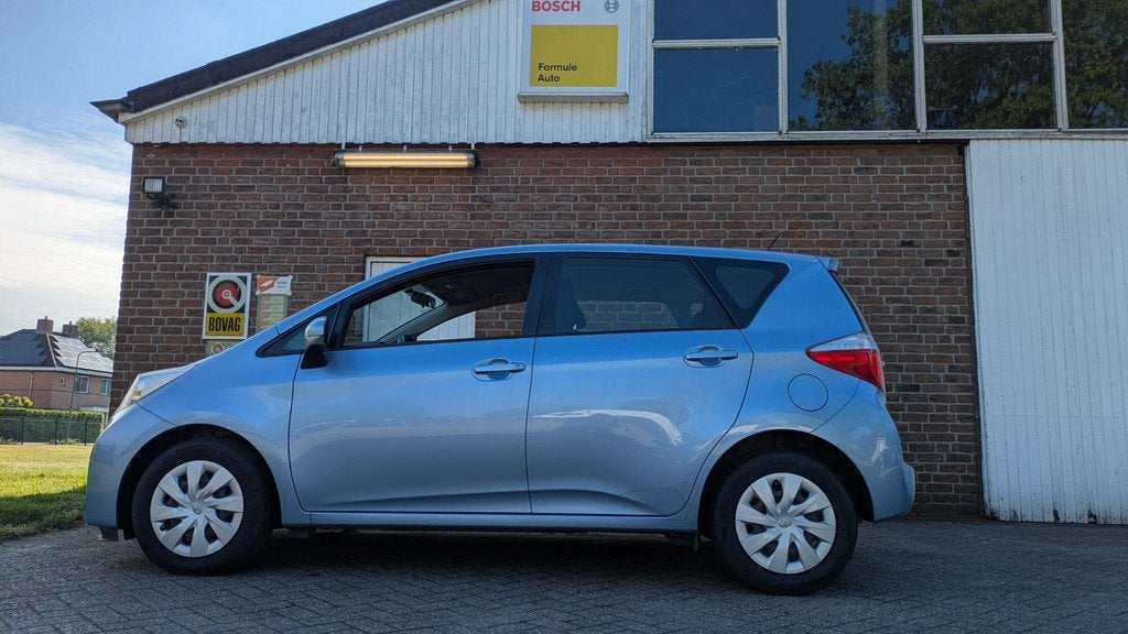 Toyota Verso-S 1.3 VVT-i Aspiration- navi - camera, Auto's, Toyota, Bedrijf, Te koop, Verso-S, ABS, Achteruitrijcamera, Airbags