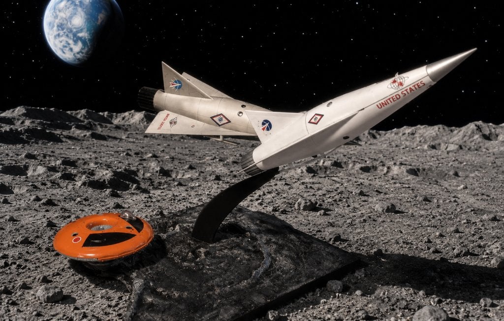 Atlantis Moonship & AVRO VZ-9 UFO op 'landscape' voetplaat, Ophalen of Verzenden, Nieuw, 1:72 tot 1:144, Overige merken