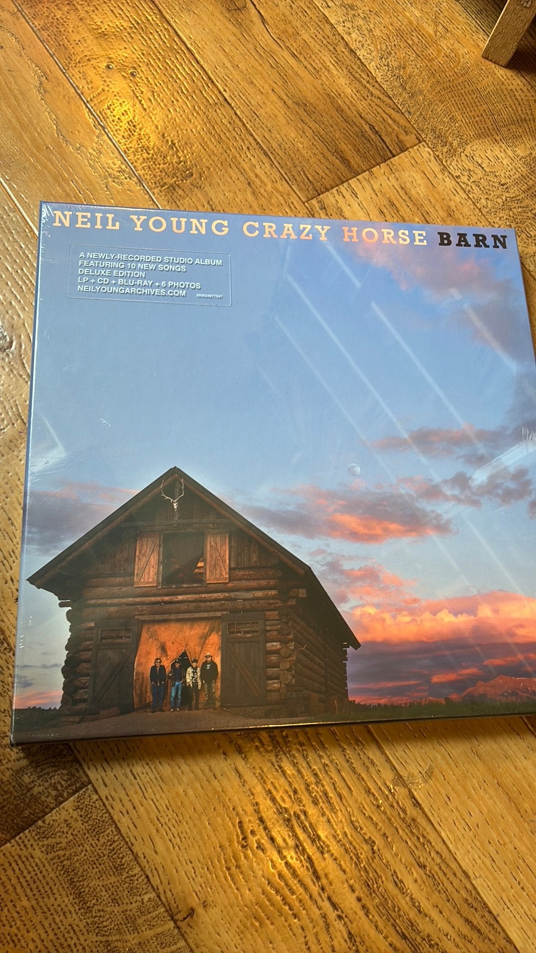 Neil Young, Crazy Horse ‎– Barn (Box Set, Deluxe, Numbered), Boxset, Ophalen of Verzenden, Geseald, 12 inch