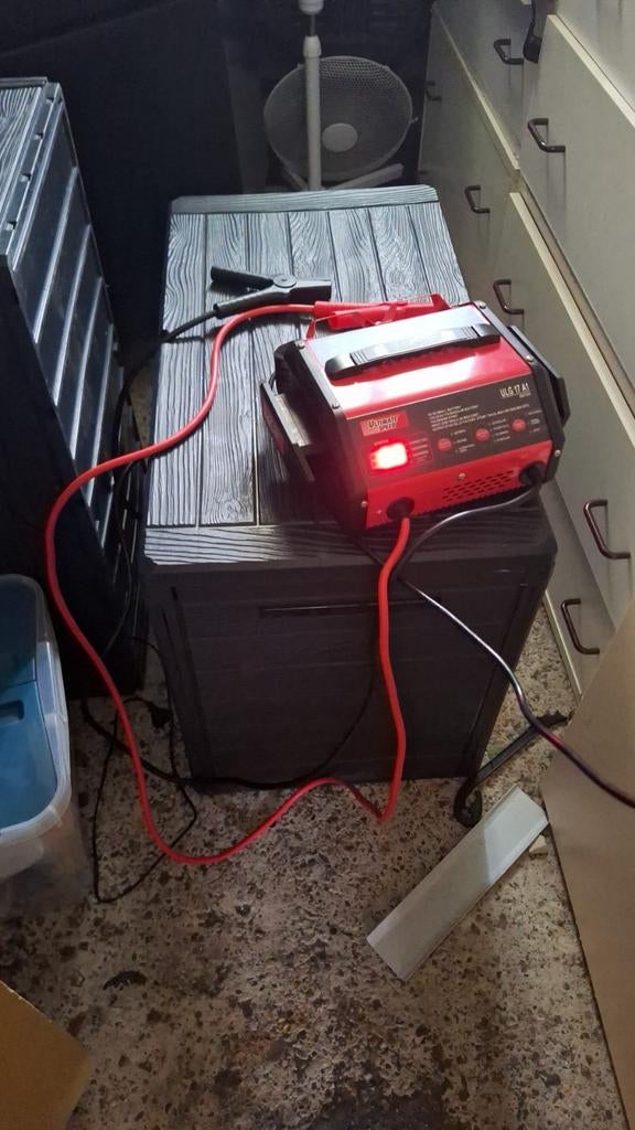 Ultimate Speed ULG 17 A1 Acculader, Ophalen, Gebruikt