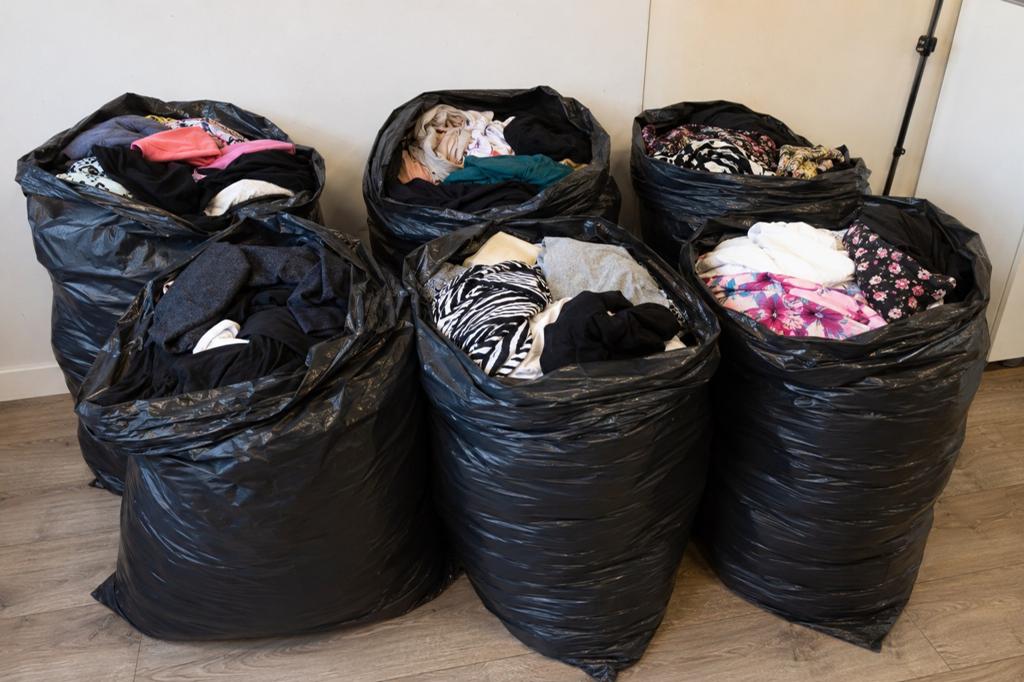Te koop: partij grote maten kleding – 6 volle vuilniszakken!, Ophalen, Maat 46/48 (XL) of groter
