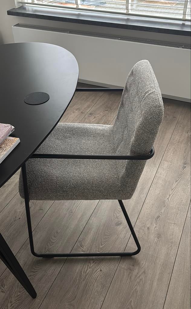 By Boo eetkamerstoelen (4) grijs met armleuningen, Ophalen, Gebruikt, Eén, Stof