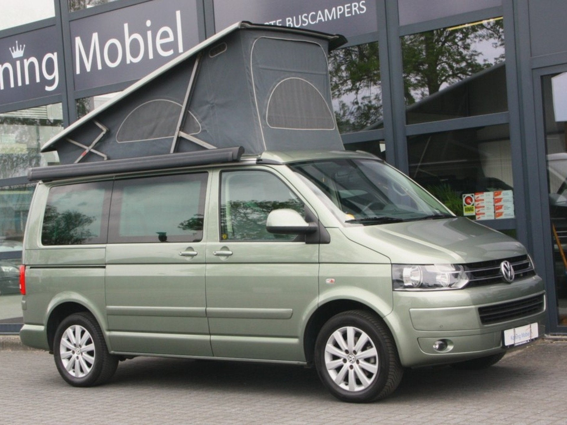 Volkswagen T5 GP California Comfortline, 140pk, T6.1 Tentdoe, Caravans en Kamperen, Campers, Volkswagen, Bedrijf, Handgeschakeld