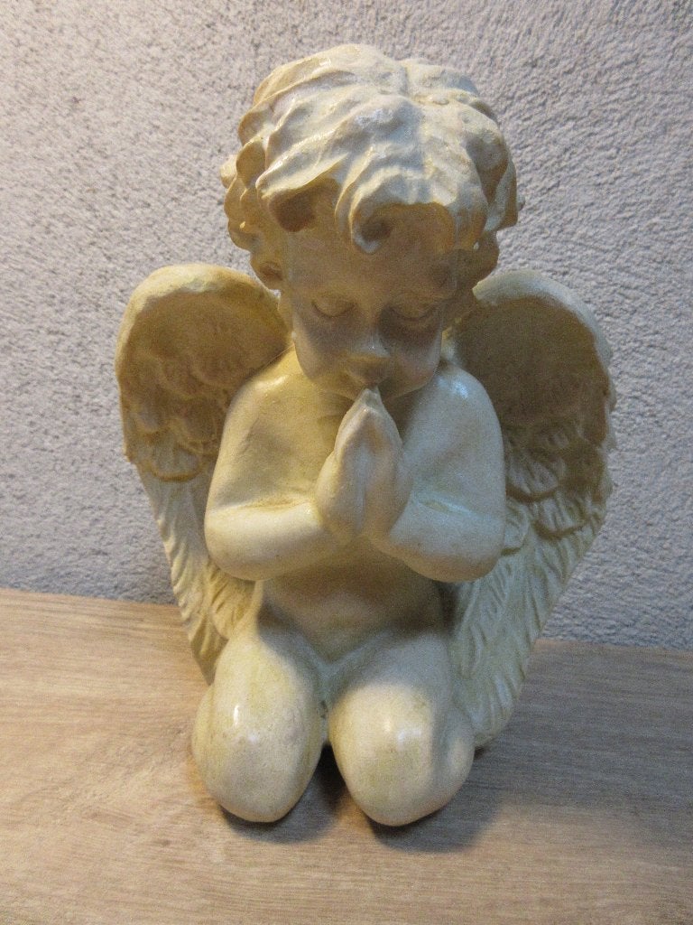 Engel beeld biddende engel, Ophalen of Verzenden, Gebruikt, Beeld(je)