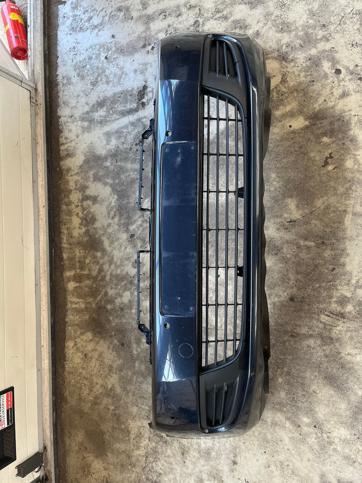 VW Golf 6 Voorbumper 5K0807221 - Beschadigd, Ophalen, Gebruikt, Bumper, Volkswagen