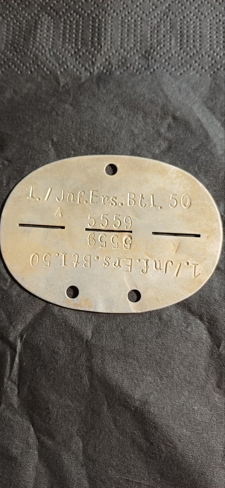 wo2 EKM erkennungsmarke, Verzamelen, Verzenden, Nederland, Embleem of Badge