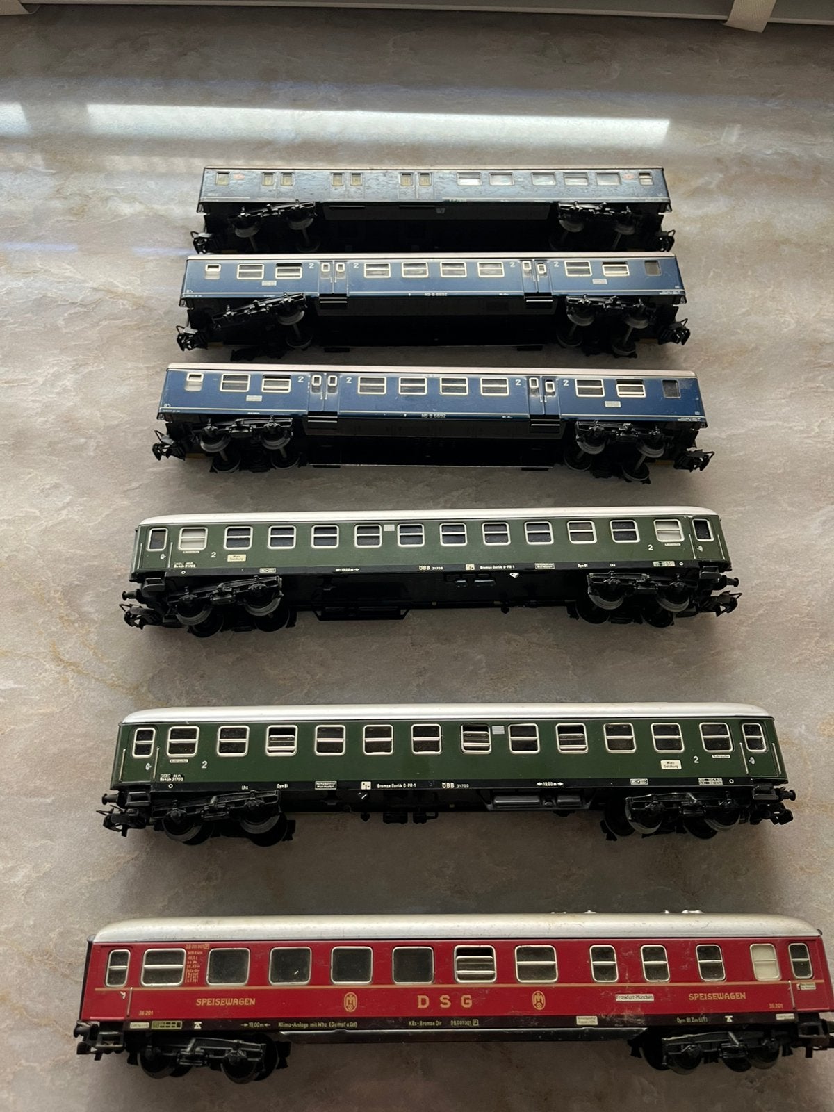 6 marklin personenwagons, Hobby en Vrije tijd, Wisselstroom, Rails, Ophalen of Verzenden, Zo goed als nieuw
