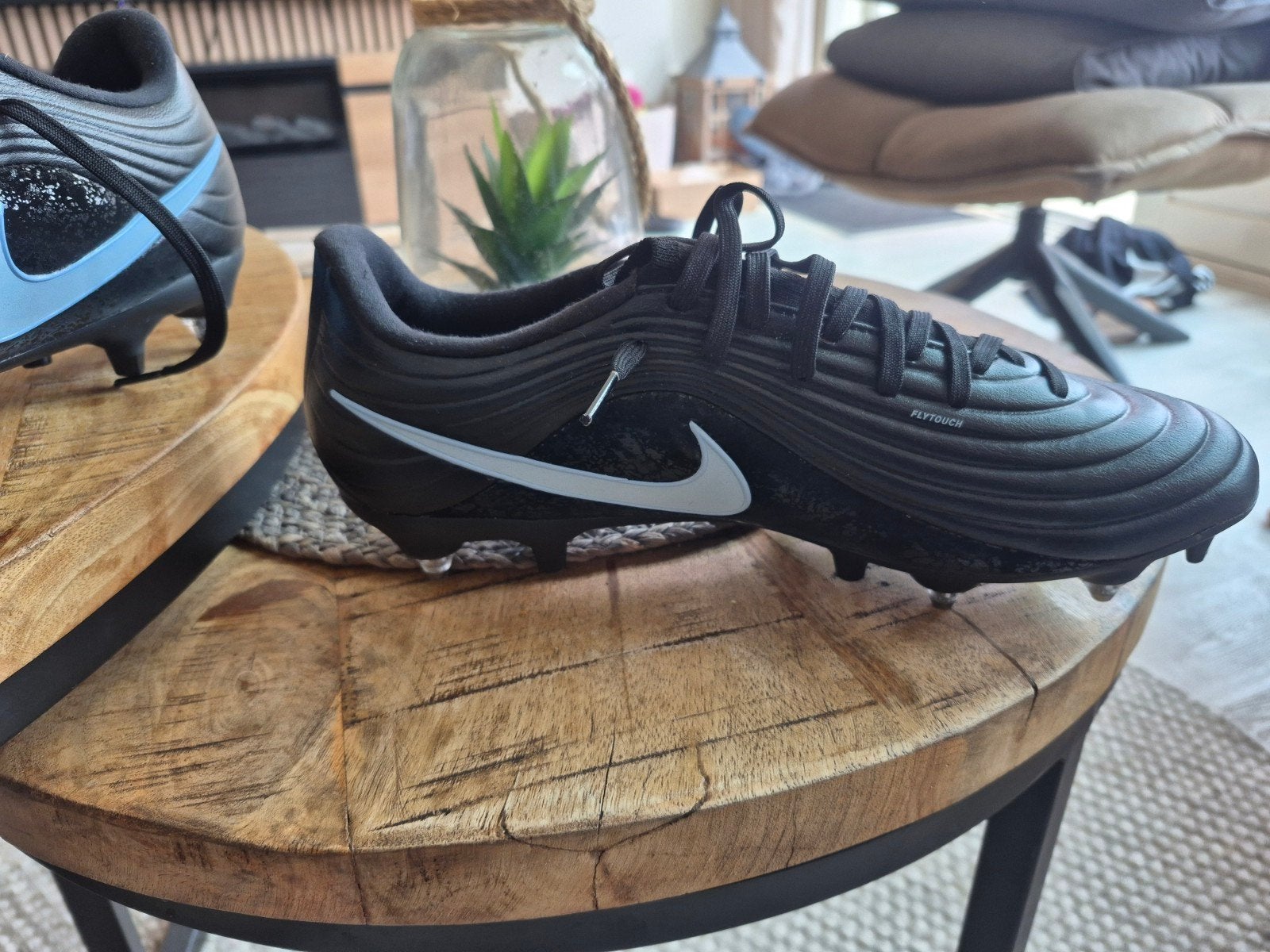 Voetbalschoenen Nike maat 44,5, Sport en Fitness, Voetbal, Ophalen of Verzenden, Zo goed als nieuw, Schoenen