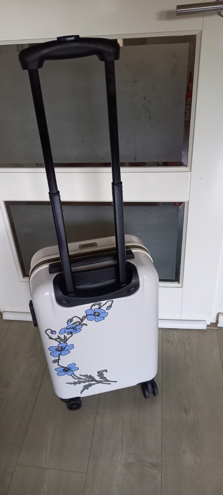 kleine rolkoffer, 50 tot 60 cm, Hard kunststof, Nieuw, Ophalen of Verzenden