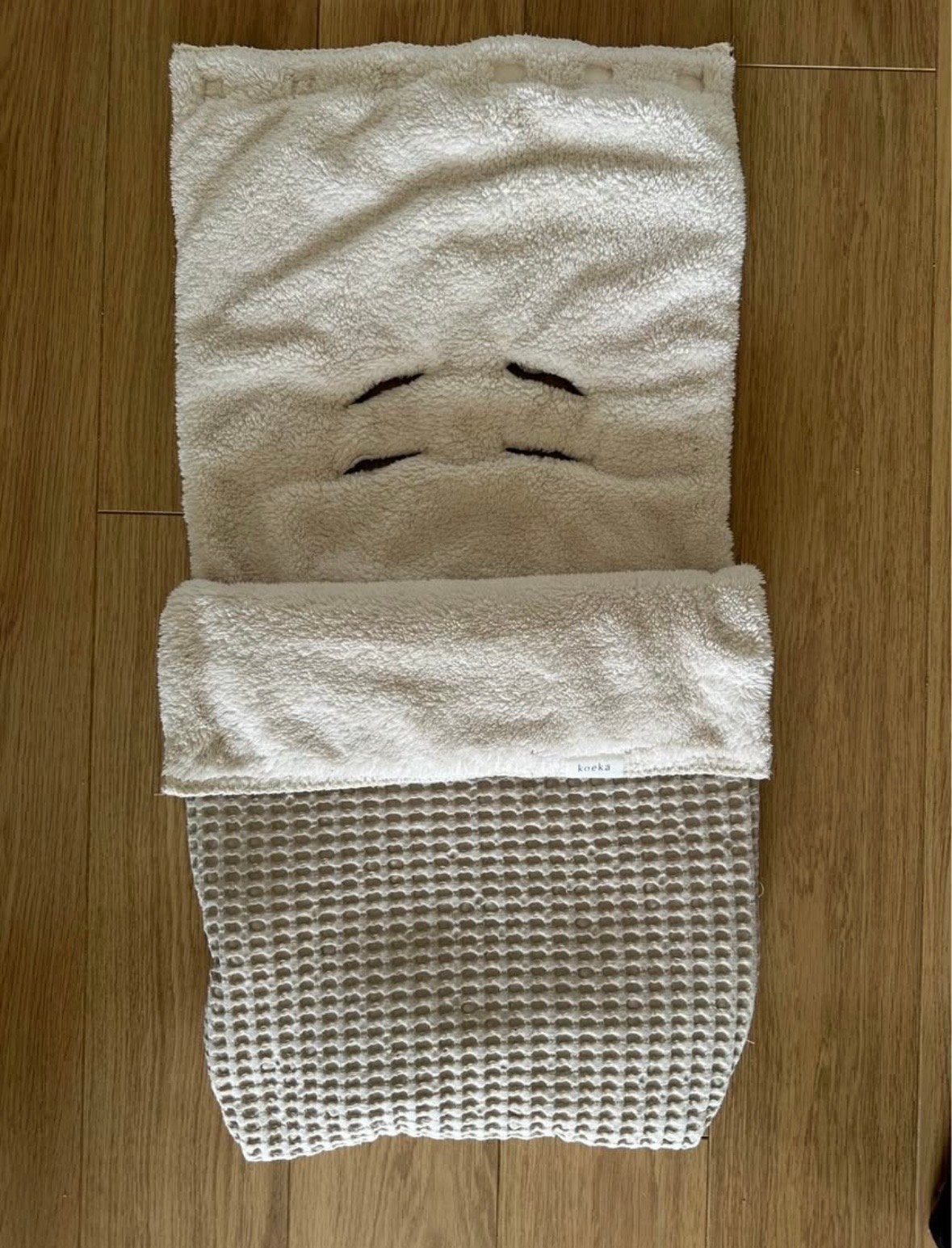 Koeka Voetenzak 0+ Oslo zand wafel/teddy, Autogordel, Zo goed als nieuw, 0 t/m 13 kg, Ophalen