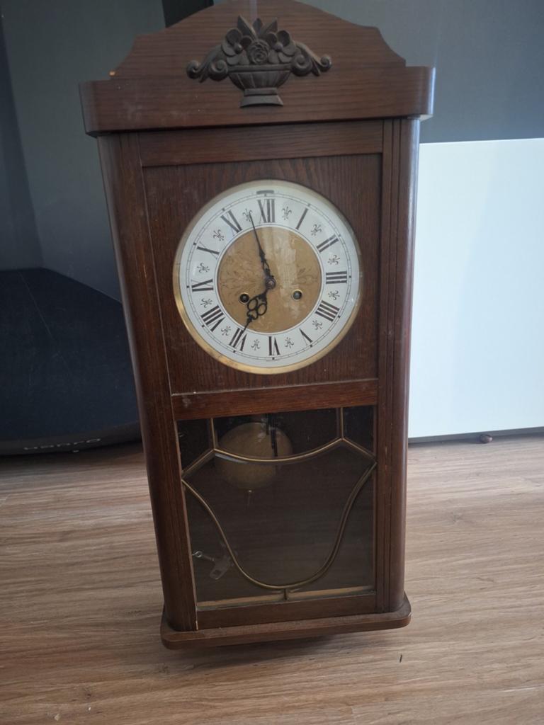 Antieke mechanische wandklok met slinger, Antiek en Kunst, Antiek | Klokken, Ophalen