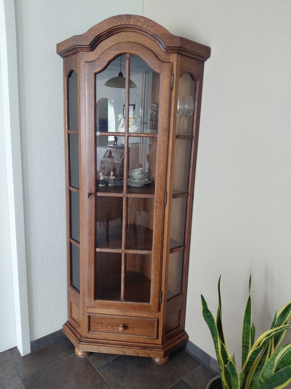 Eiken hoekvitrinekast met glas, 185 cm hoog, Ophalen, Minder dan 50 cm, Eikenhout, 150 tot 200 cm