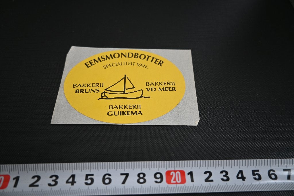 sticker EEMSMONDBOTTER Bakkerij BRUNS VD MEER GUIKEMA, Ophalen, Zo goed als nieuw