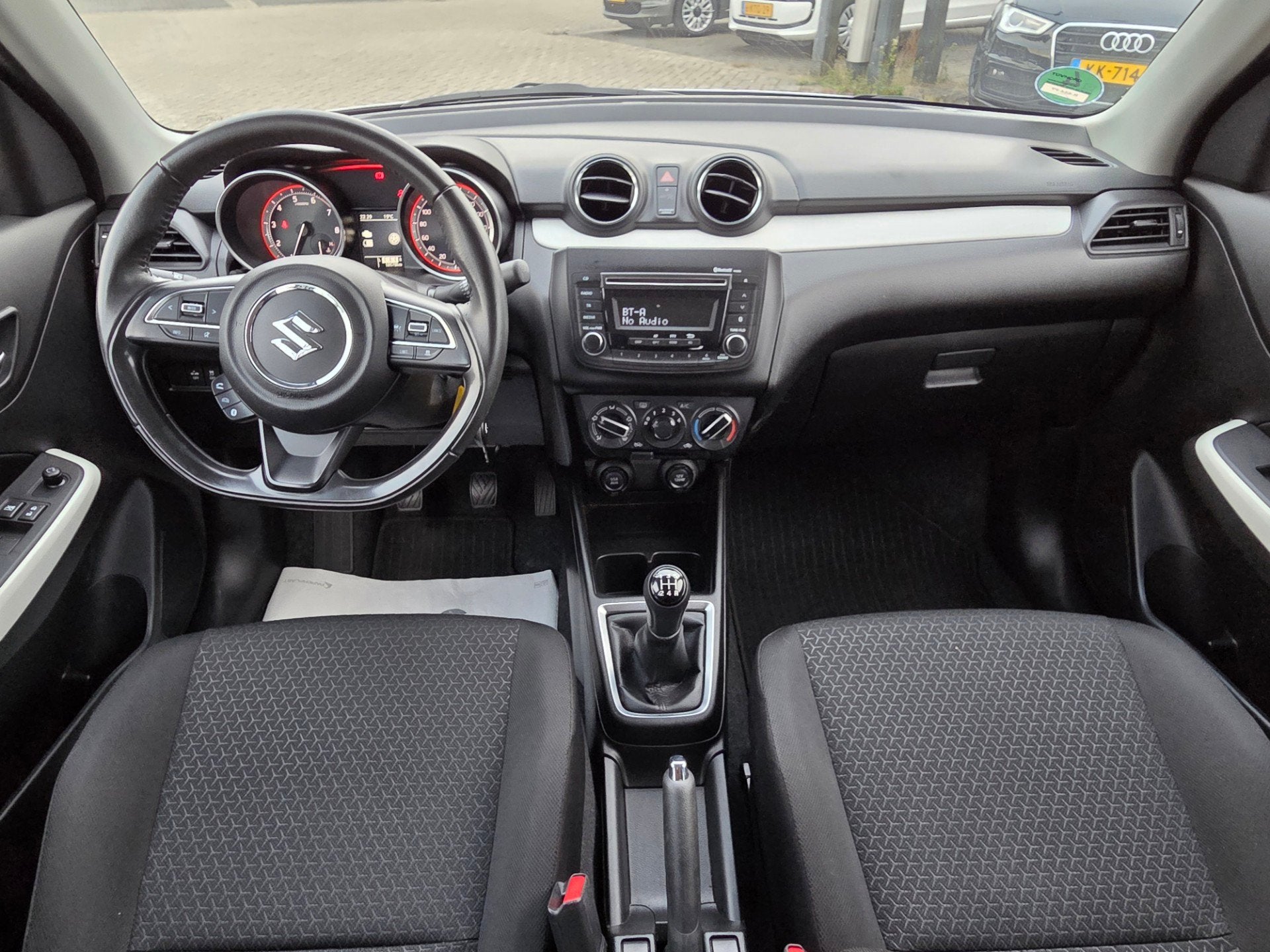 Suzuki Swift 1.2 Comfort Smart Hybrid/TWEEDE EIGENAAR, Auto's, 4 cilinders, 400 kg, Origineel Nederlands, Bedrijf