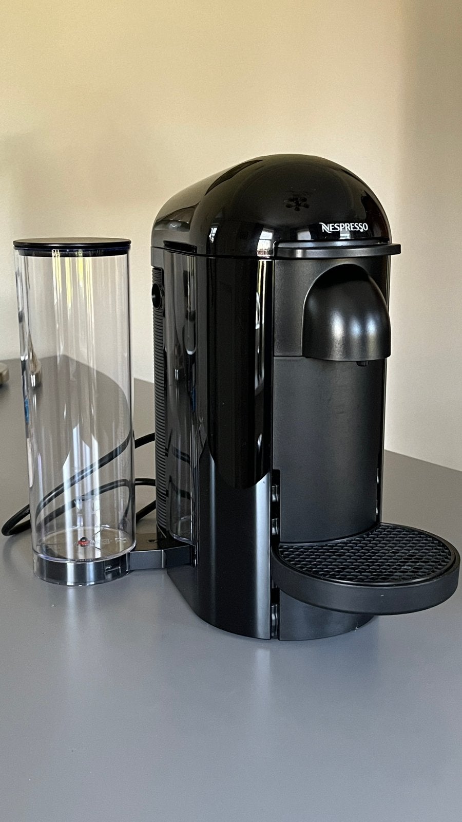 Nespresso Vertuo zwart, Ophalen, Zo goed als nieuw