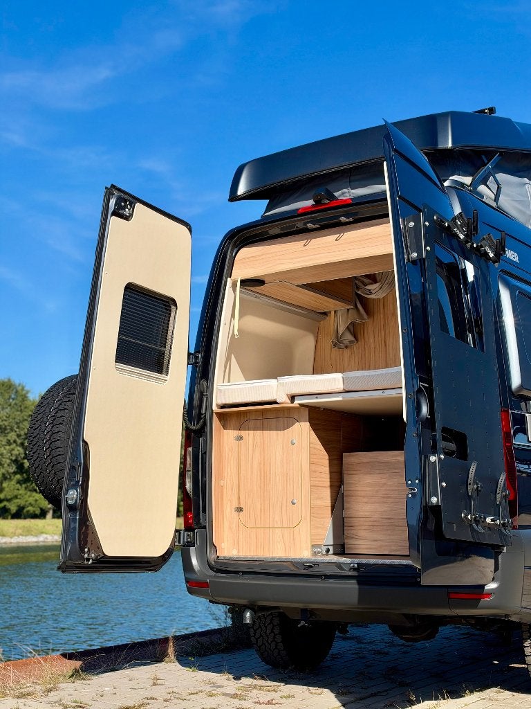 Foto 19 van Hymer Grand Canyon S 4x4, Lithium, Solar, 1e eig, topstaat