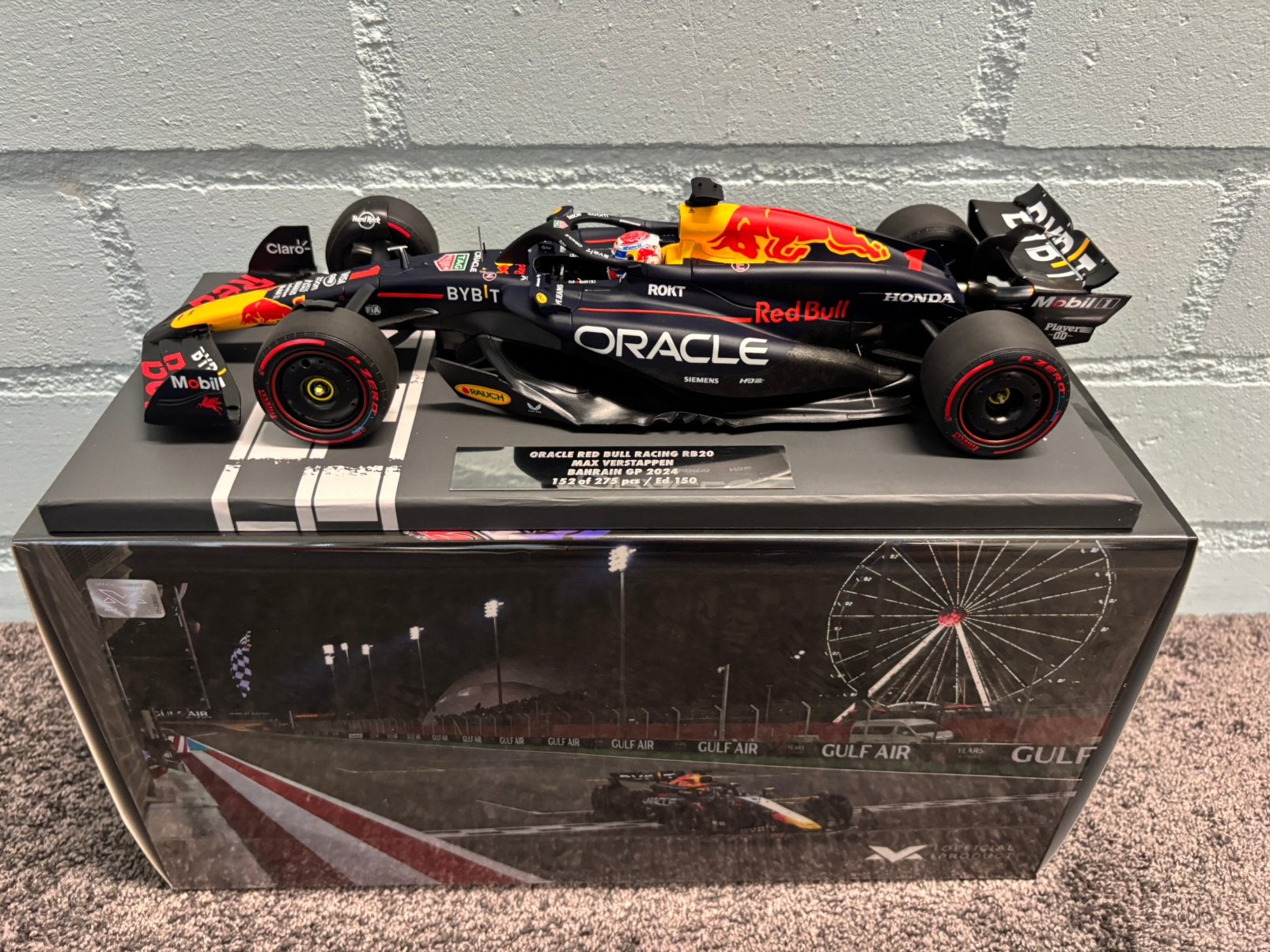 Max verstappen RB20 bahrein 2024 1:18 model, Ophalen of Verzenden, Zo goed als nieuw, Formule 1