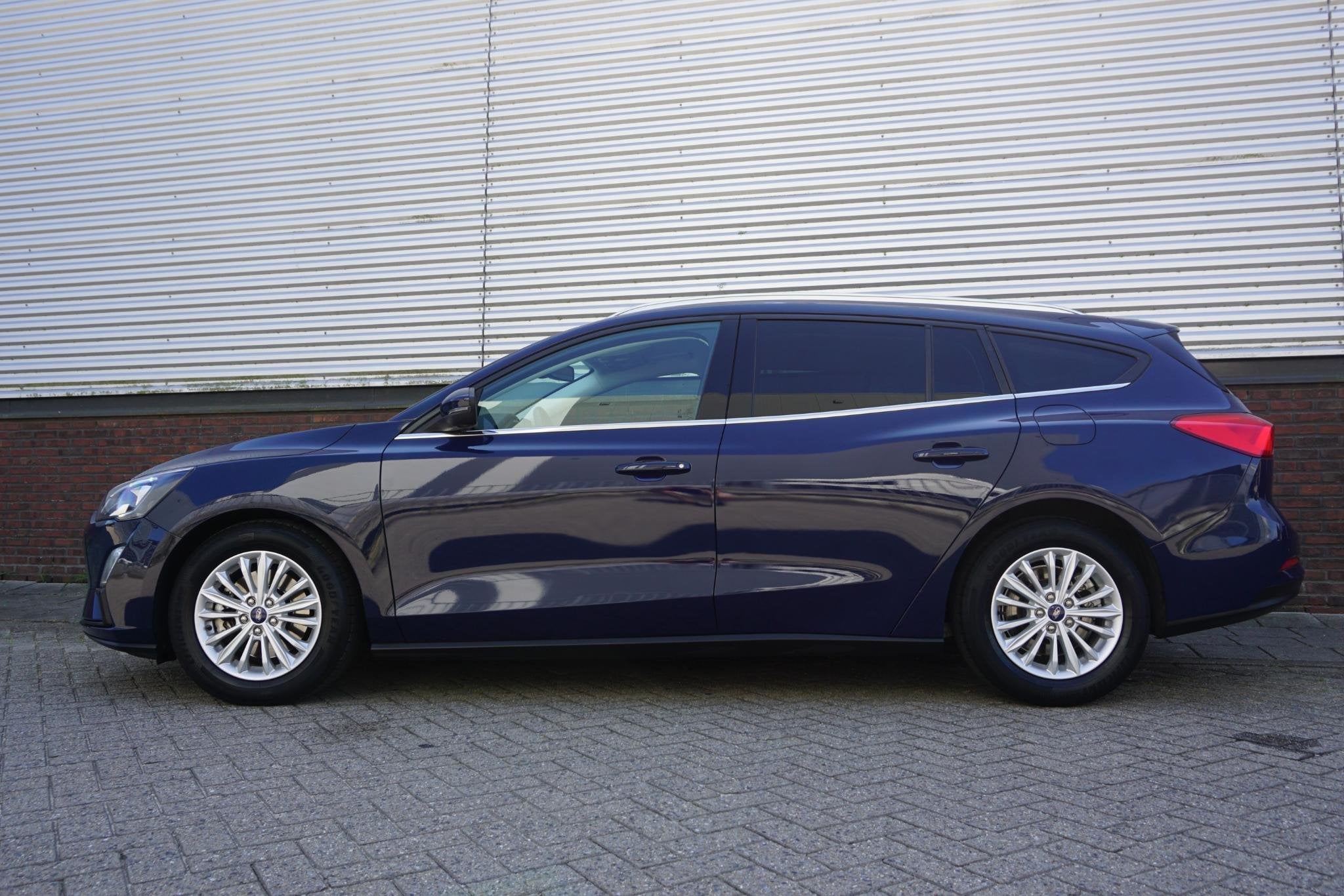 Ford Focus Wagon 1.0 EcoB.125PK Hybrid Titanium X Business/T, Auto's, Gebruikt, Blauw, Origineel Nederlands, 999 cc