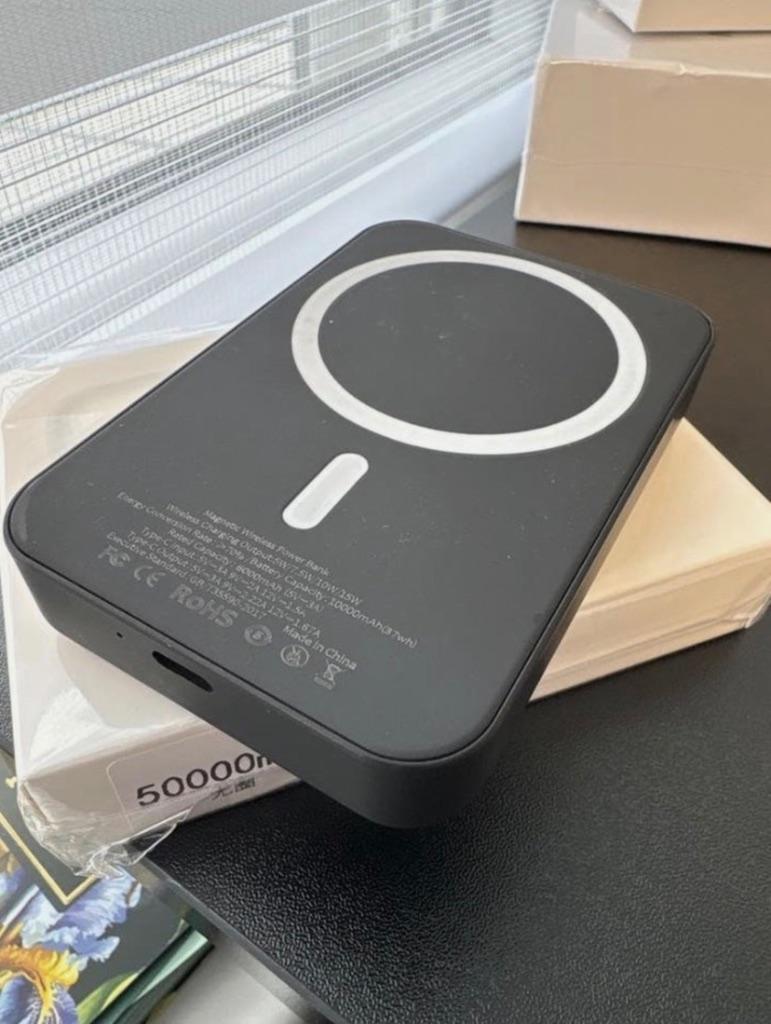 Powerbank magnetic wireless charging 50000 mAH, Ophalen of Verzenden, Nieuw, Overige merken