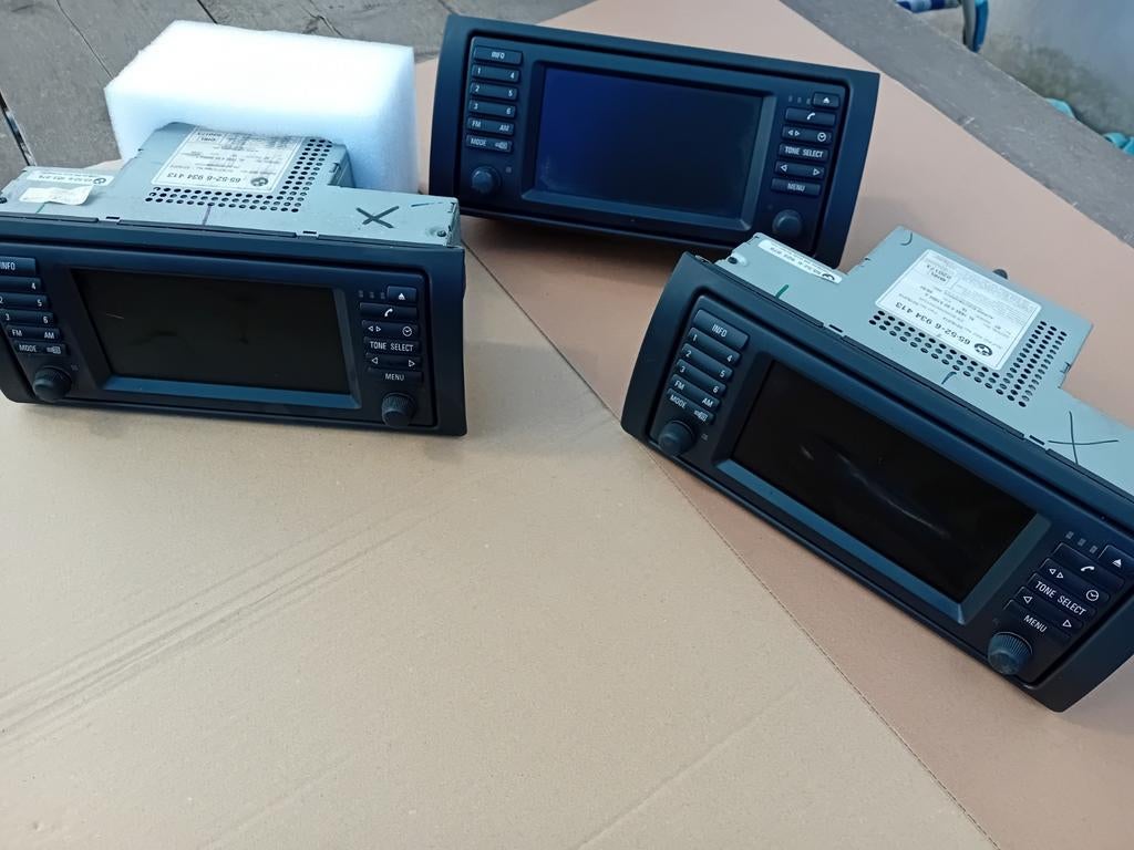 BMW Alpine autoradio's X5 2004, Ophalen