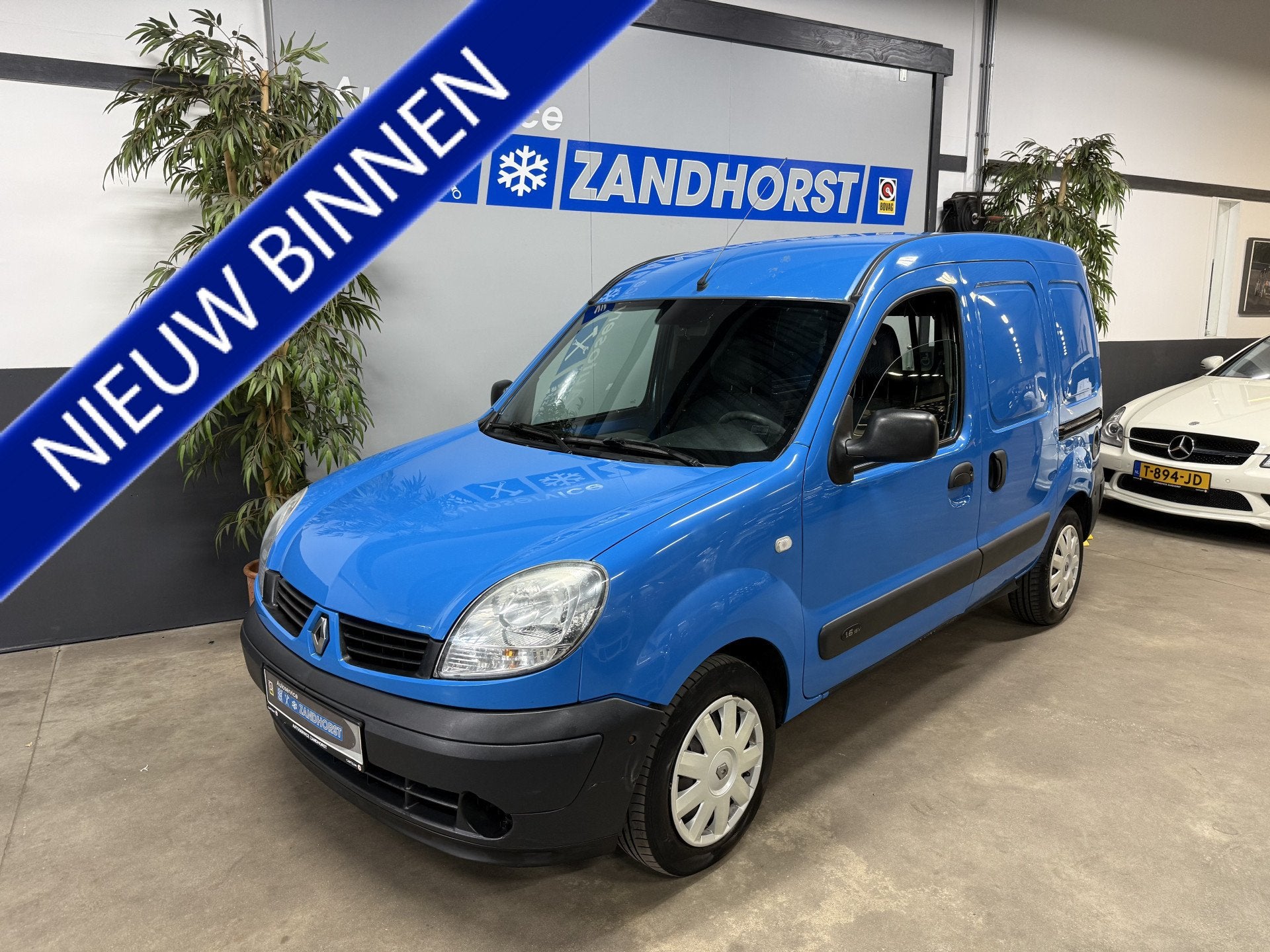 Renault Kangoo Express 1.6-16V Grand Comfort // APK tot 29-0, Auto's, Bestelauto's, Gebruikt, 4 cilinders, Renault, 1070 kg