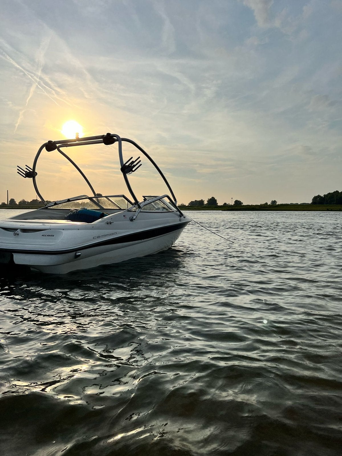Speedboot 3.0 mercruiser, wakeboard tower, Ophalen, Gebruikt, Binnenboordmotor, 5 m
