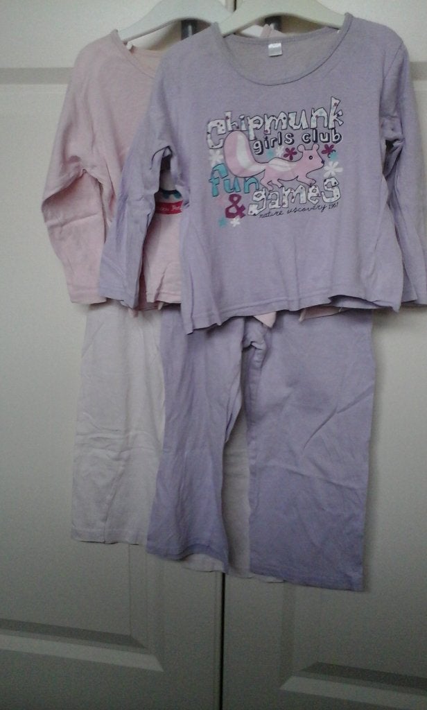SET meisjes pyjama maat 98 - 104, Kinderen en Baby's, Kinderkleding | Kinder-kledingpakketten, Ophalen, Zo goed als nieuw, Maat 98