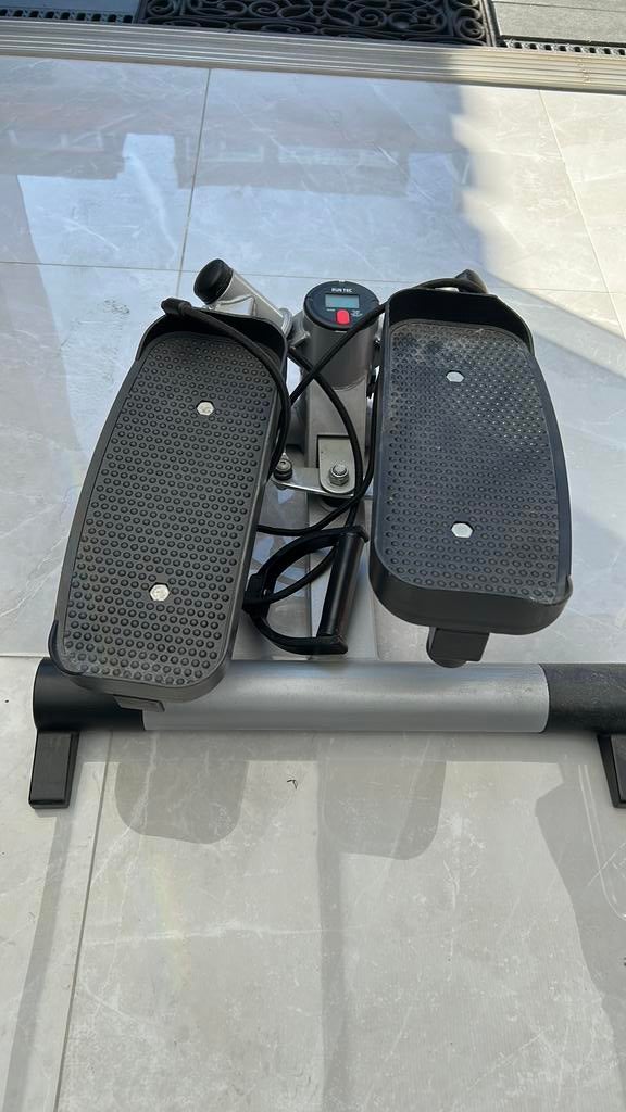Home Trainer STEP RUN TEC, Sport en Fitness, Ophalen, Zo goed als nieuw, Hometrainer