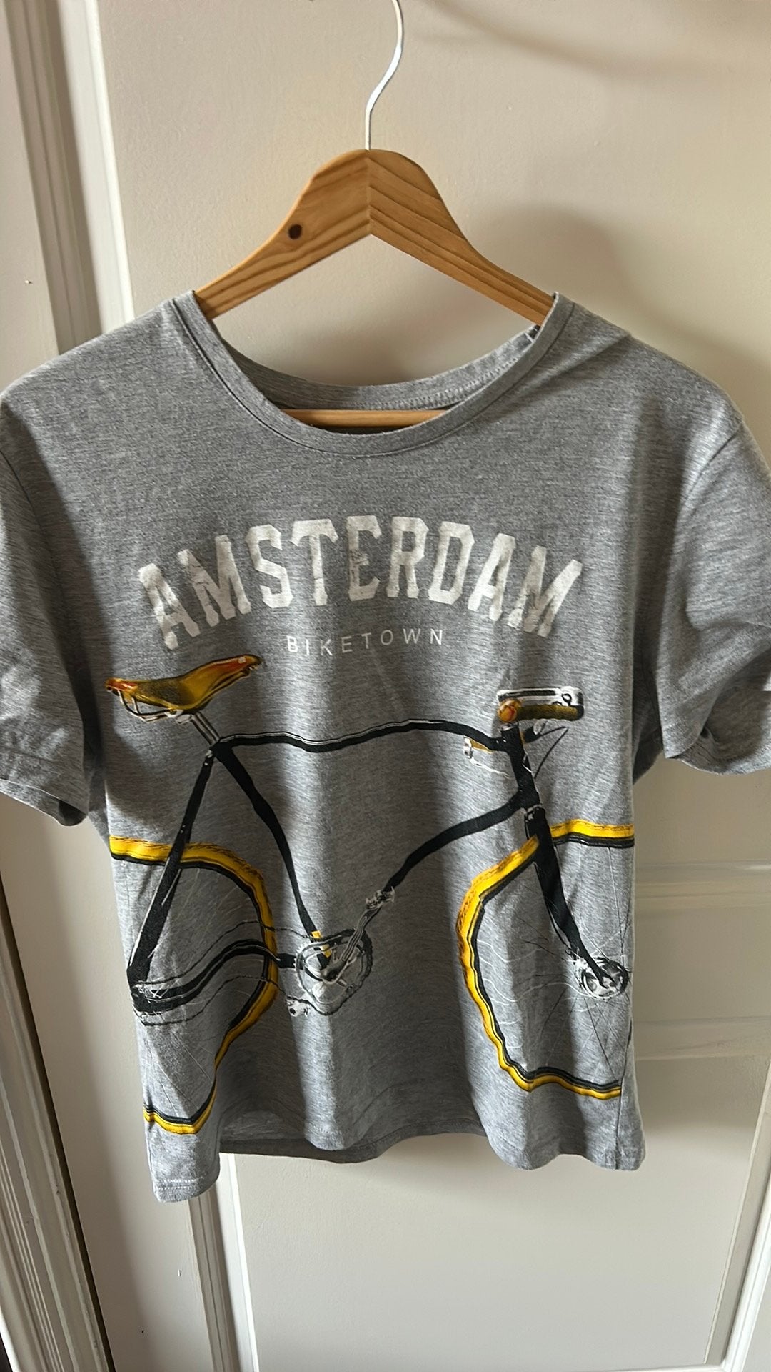 Amsterdam Bike Town (L), Ophalen of Verzenden, Zo goed als nieuw