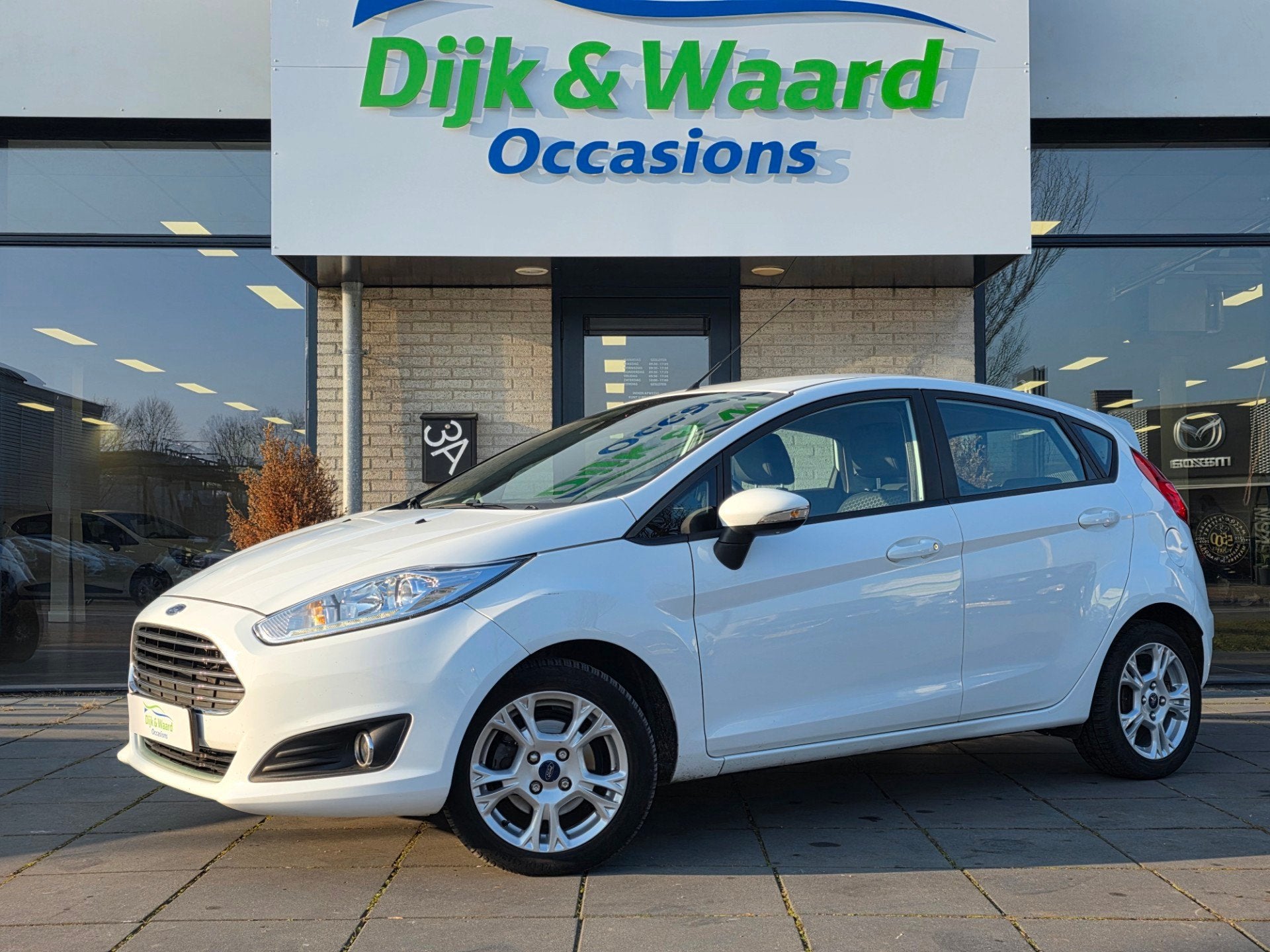 Ford Fiesta 1.0 EcoBoost Titanium Automaat – Parkeersensor, 101 pk, Euro 6, Wit, Bedrijf